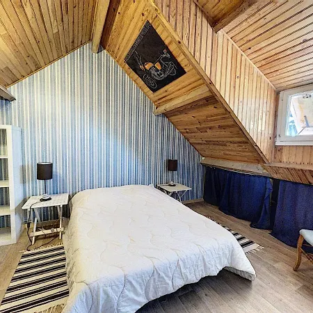 En Front De Avec Acces Direct, Jardin Clos, Et Parking A Proximite Des Commerces - Fr-1-361-488 בית נופש ז'ולוביל-לה-פאן